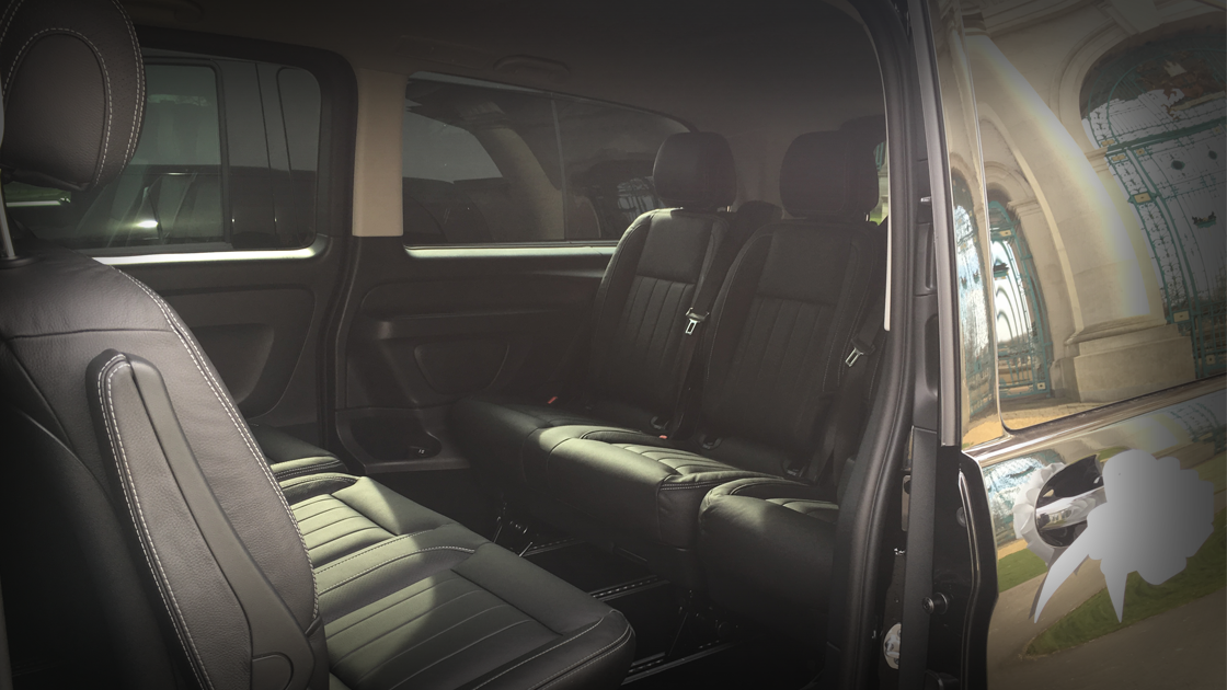 Executive black Vito interior